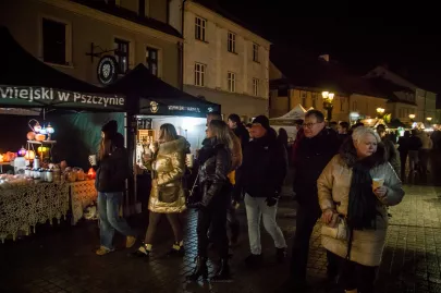 Pszczyński Jarmark Świąteczny Dzień 1 - 19.12.2025